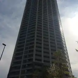 富久クロスコンフォートタワー